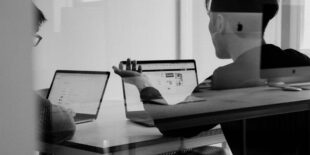 Come gestire e lavorare con un capo “inefficace”