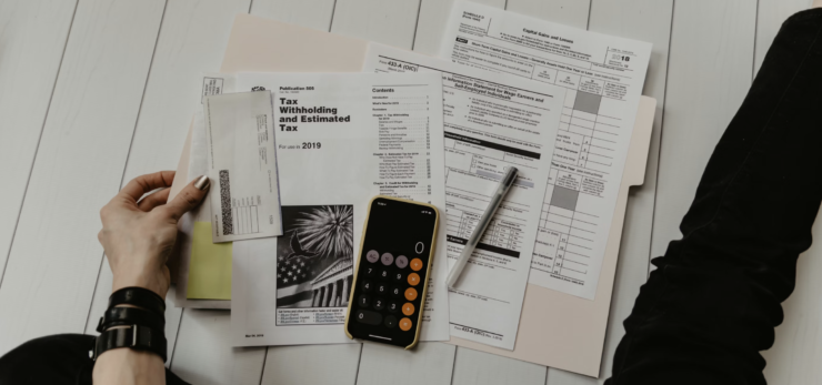 Come si gestiscono le tasse da freelance in Italia? Guida pratica per creativi e marketer (2026)